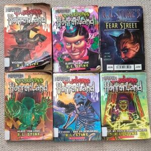 R.L. Stine || HorrorLand Book Set + Night Of The Werecat